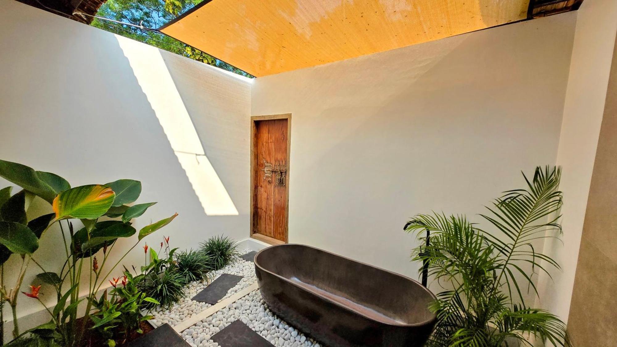 Ether Marari Beachfront Mararikulam Ngoại thất bức ảnh